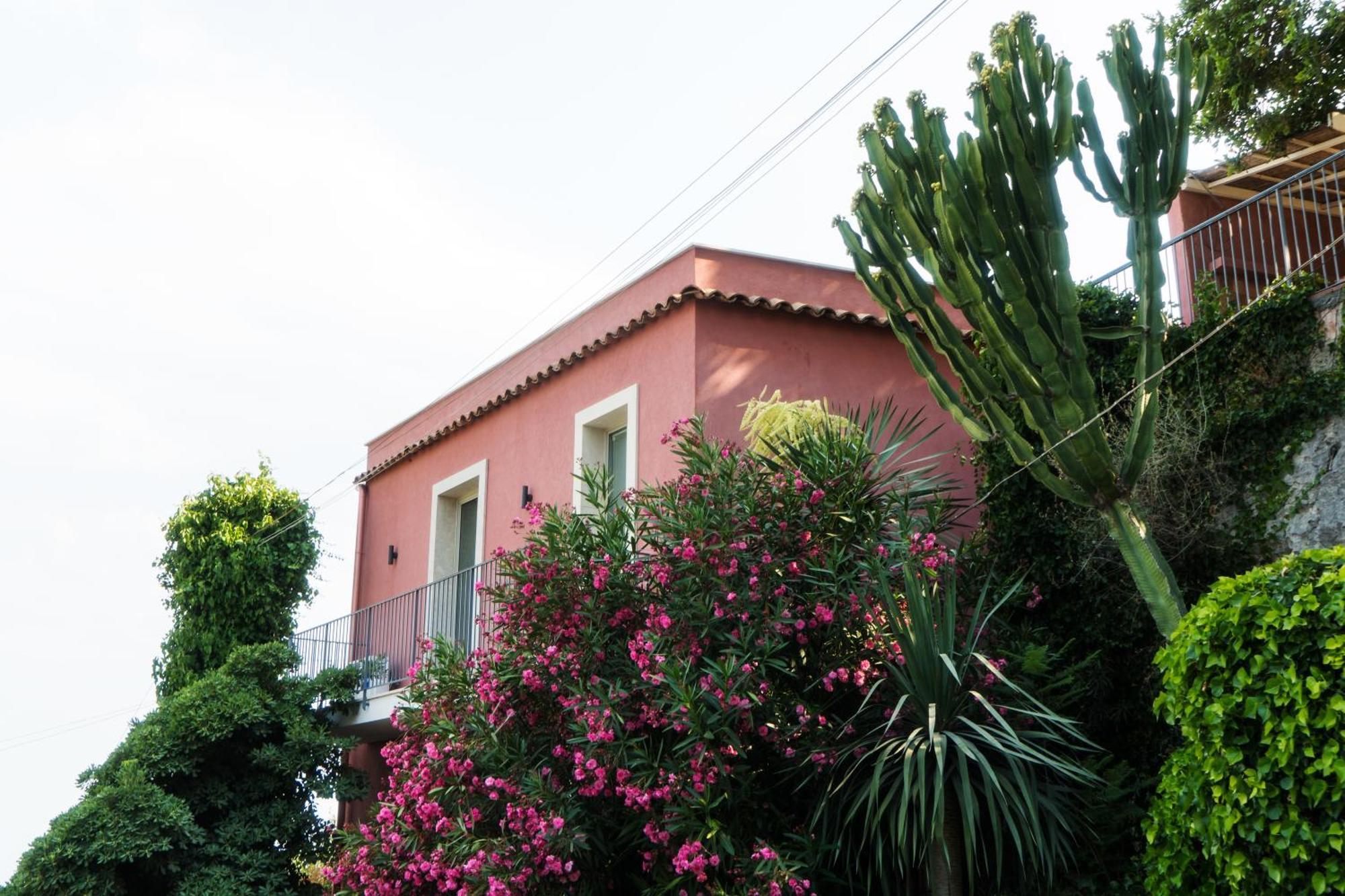 The Charming House Apartment Taormina Exterior foto