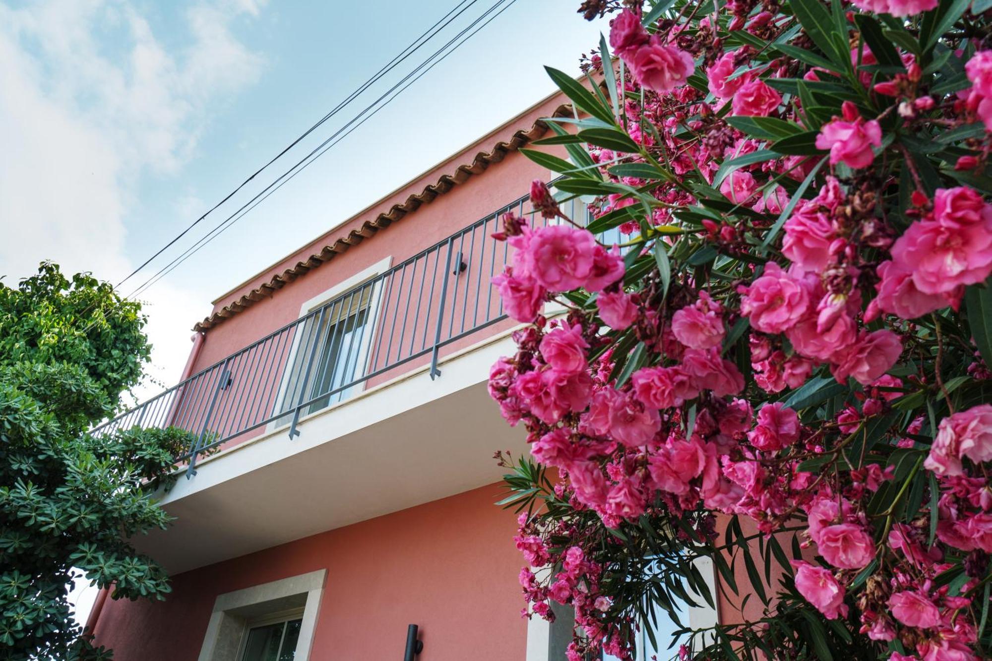 The Charming House Apartment Taormina Exterior foto