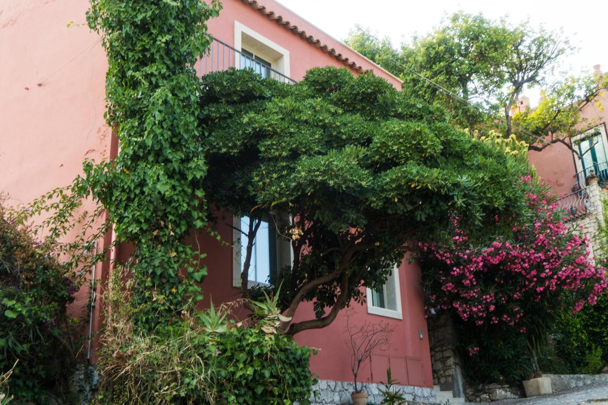 The Charming House Apartment Taormina Exterior foto