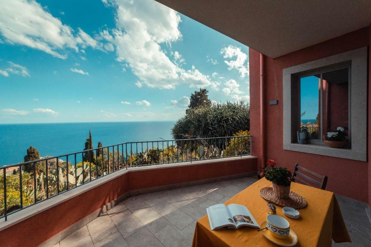 The Charming House Apartment Taormina Exterior foto